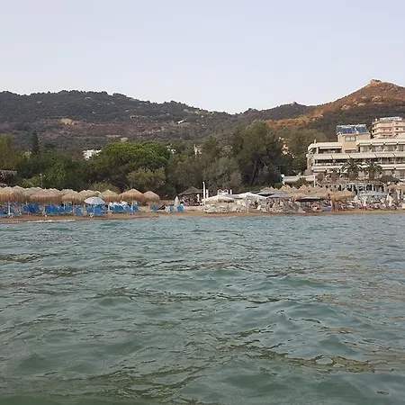 Apartamento Dolphins PalaiónTsiflíkion